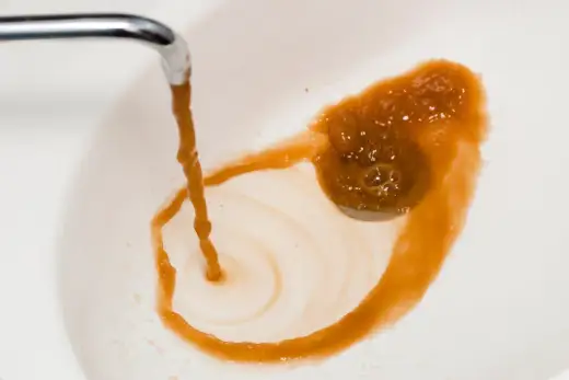 Poison dans l’eau potable - risques et bons réflexes